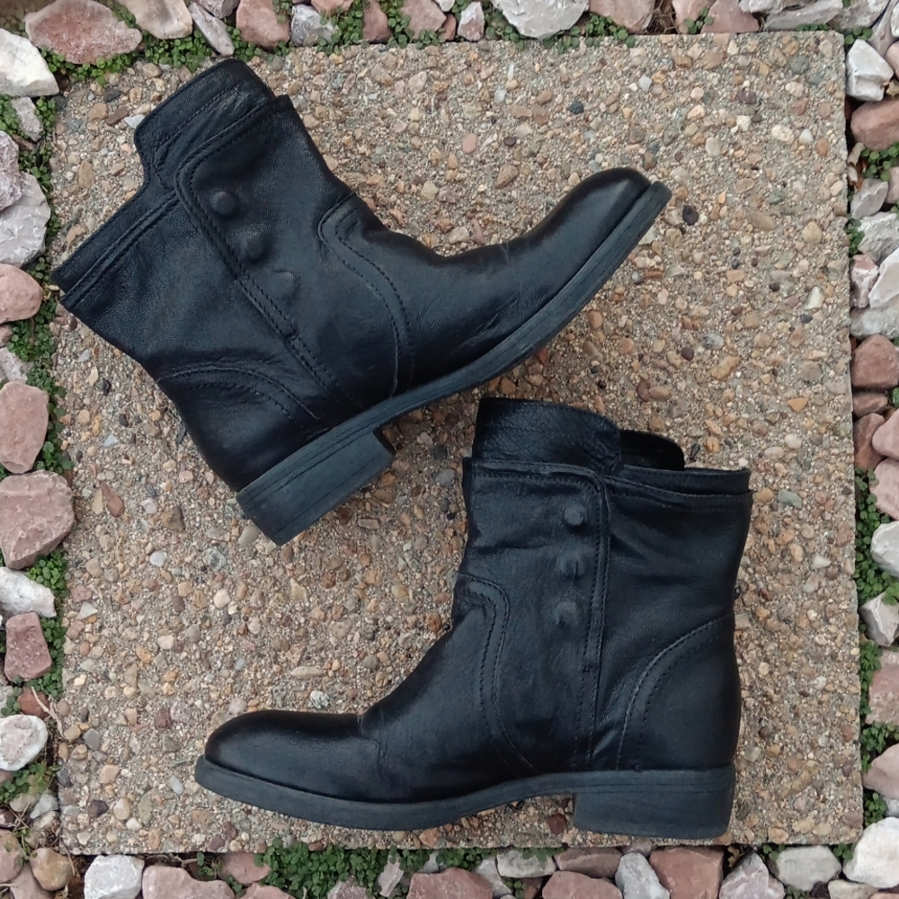 Vera Wang Ozita black leather boots women's sz 10 - Picture 7 of 12